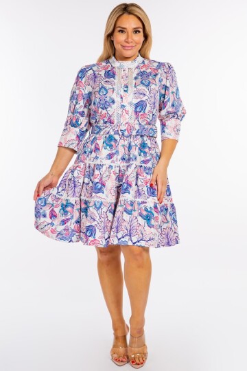 Mock neck mini  plus size kjole.
